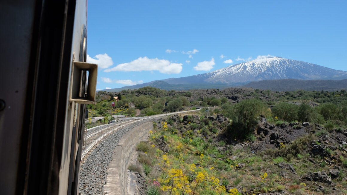 La Circumetnea : le tour de l&rsquo;Etna en train