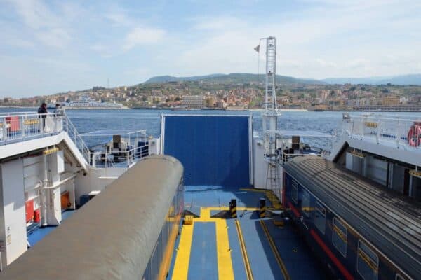 Comment aller en Sicile en train ?
