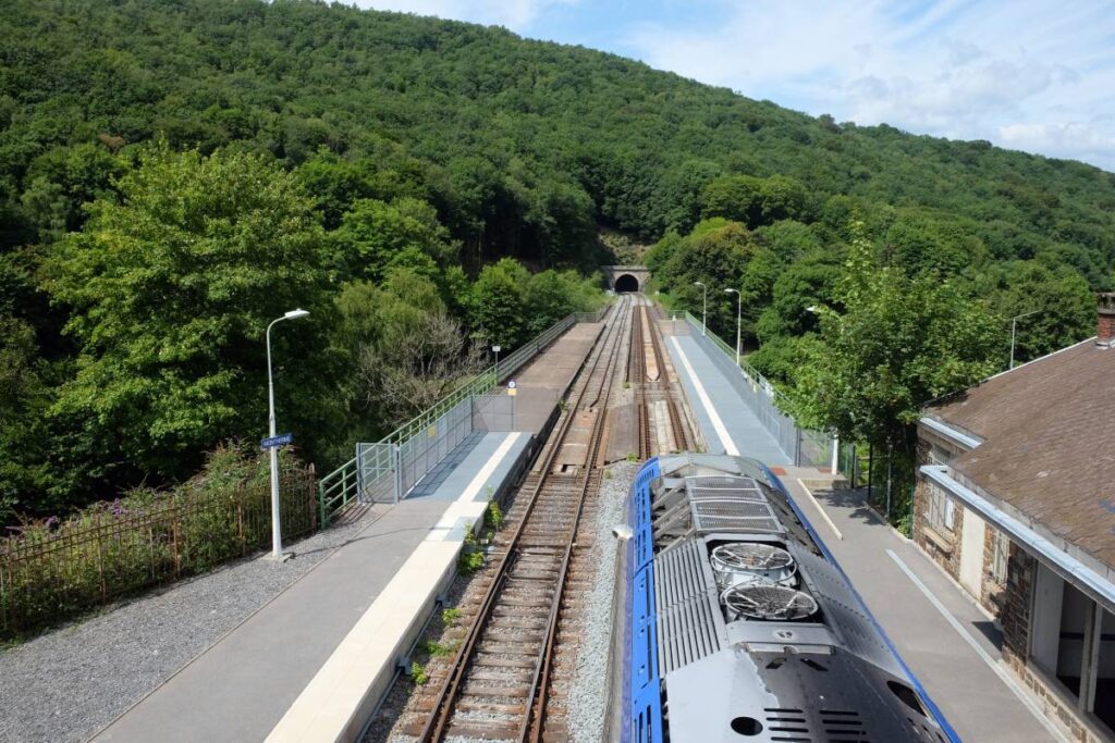Plus beaux voyages en train en France : train des Légendes - Ardennes - © voyagerentrain.fr
