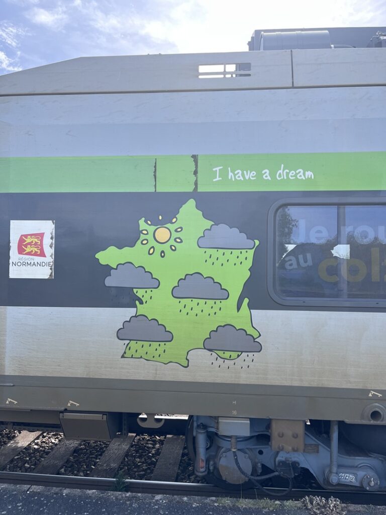 La ligne Paris - Granville : voyager vers la Normandie avec Nomad Train