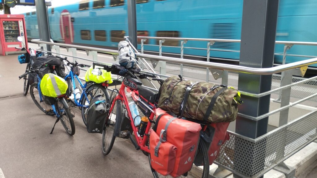 Un tour d'Europe à vélo et en train - départ de Lyon
