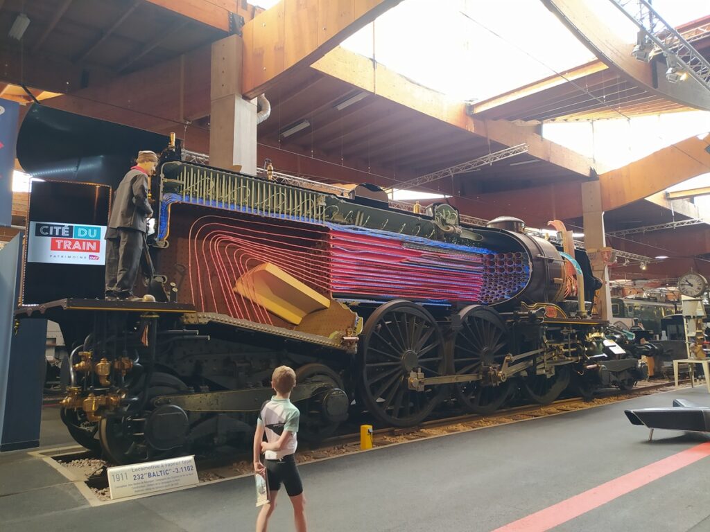 Un tour d'Europe à vélo et en train - visite de la Cité du Train à Mulhouse